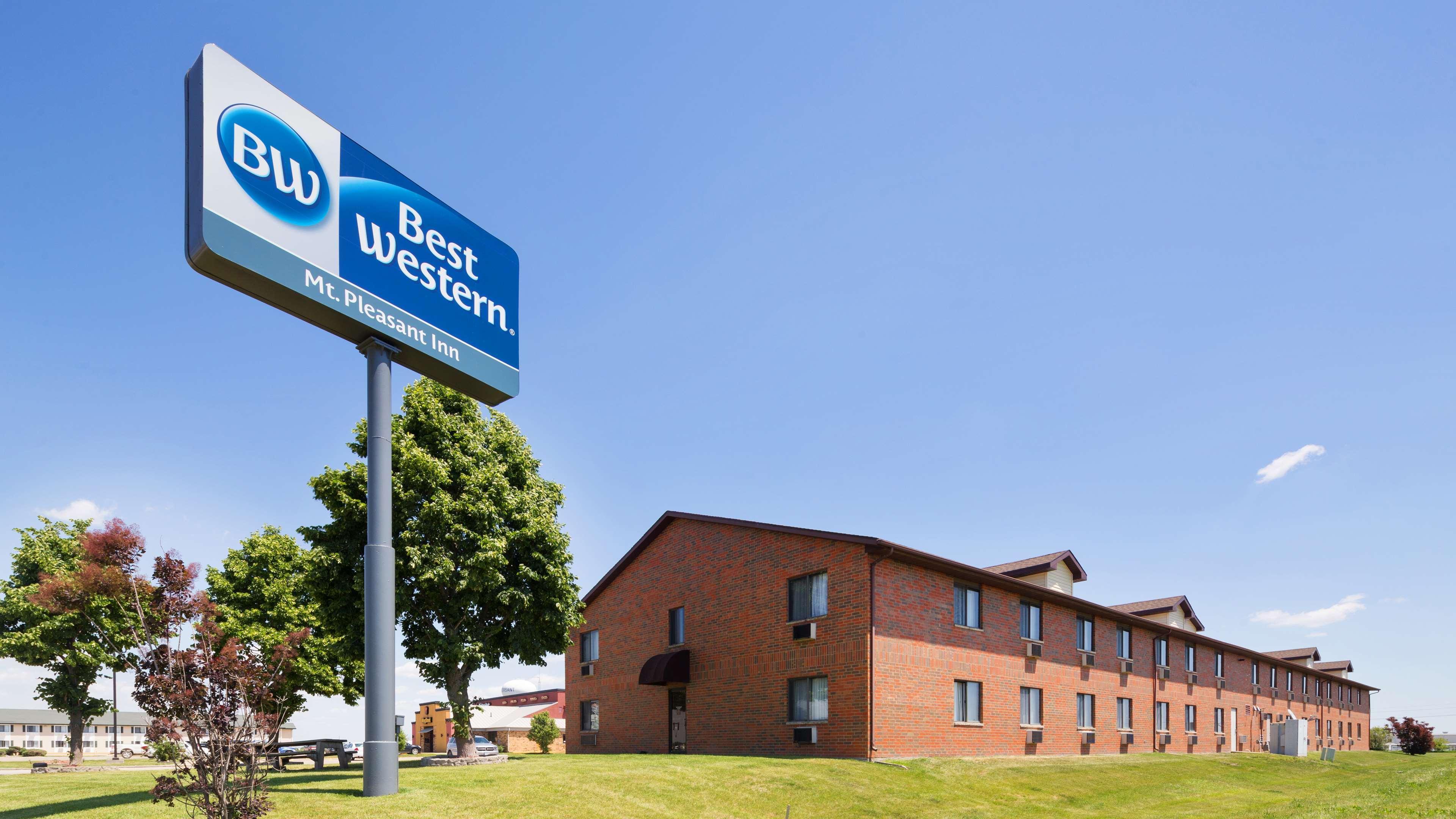 Best Western Mount Pleasant Inn Exterior photo